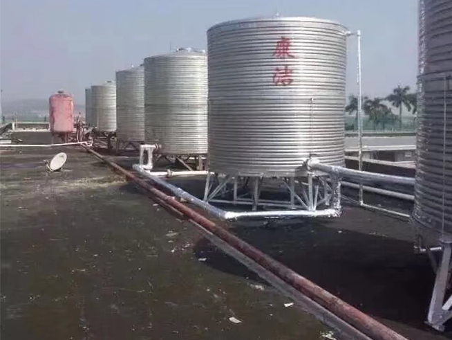 不銹鋼圓形立式水箱